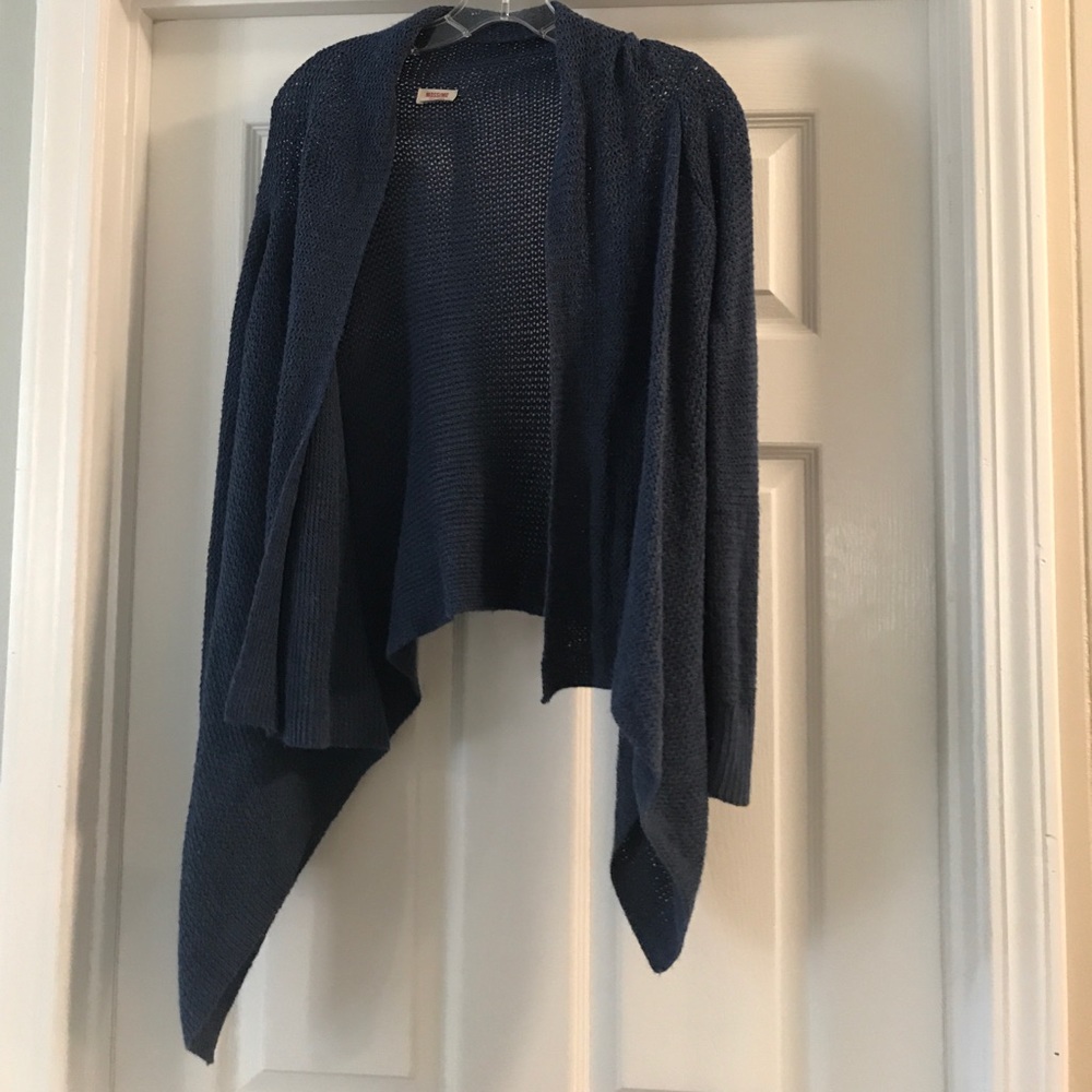 Asymmetrical hem sweater